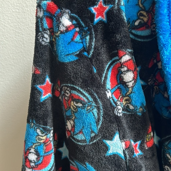 Kid’s Sonic The Hedgehog Robe - Picture 3 of 6